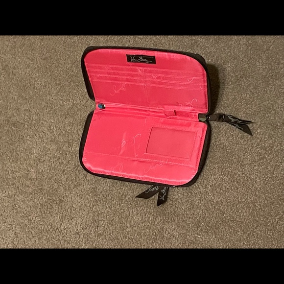 Vera Bradley wallet - Picture 1 of 3